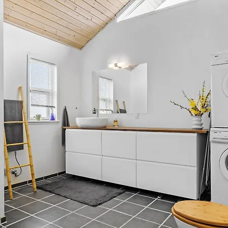 3 Bedroom Gorgeous In Σπίτι διακοπών