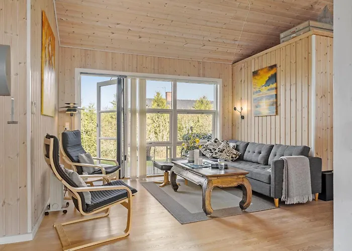 3 Bedroom Gorgeous In *